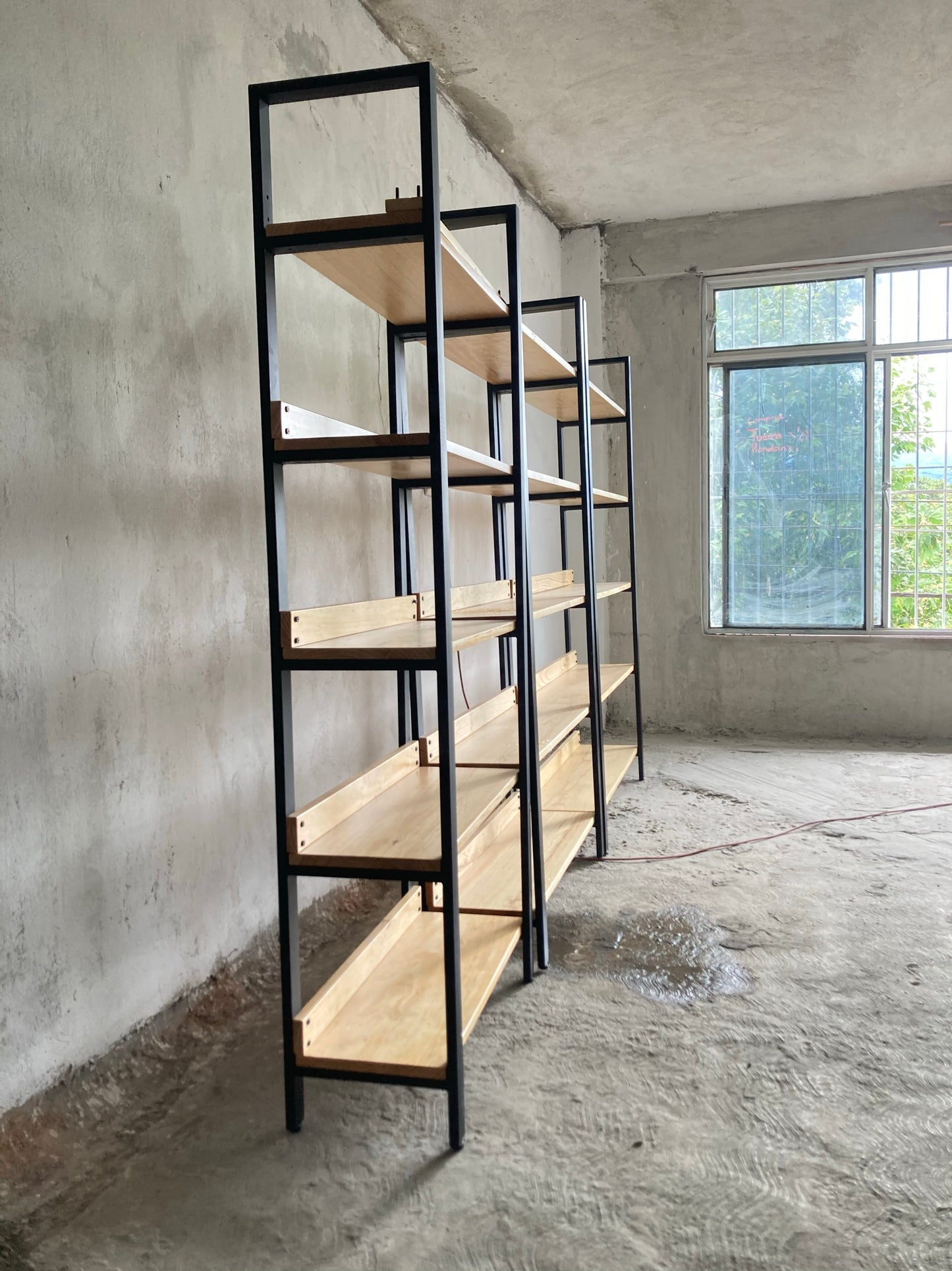 Librero Mod. Bergen 190 x 120 x 33 cm madera y metal estanteria Librero Alcazarmuebles.com