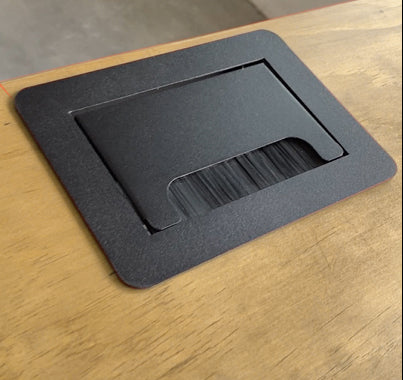 Pasacables metálico alcazarmuebles.com