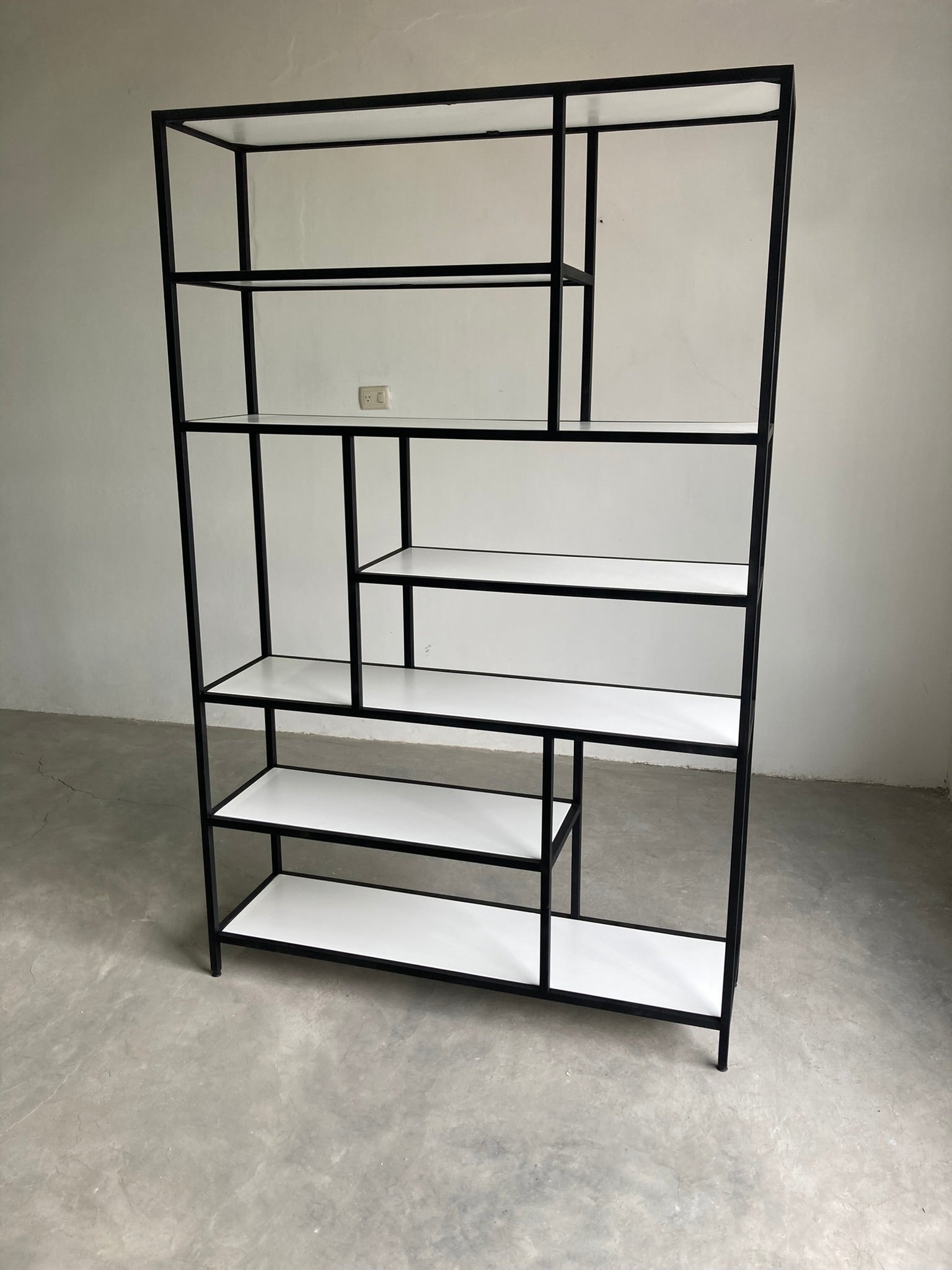 Librero Metal y Madera Industrial Mod. Roga 190x120x33cm Mobiliario alcazarmuebles.com
