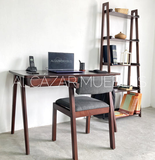 Escritorio De Madera y Silla Tapizada Mod. Santy alcazarmuebles.com