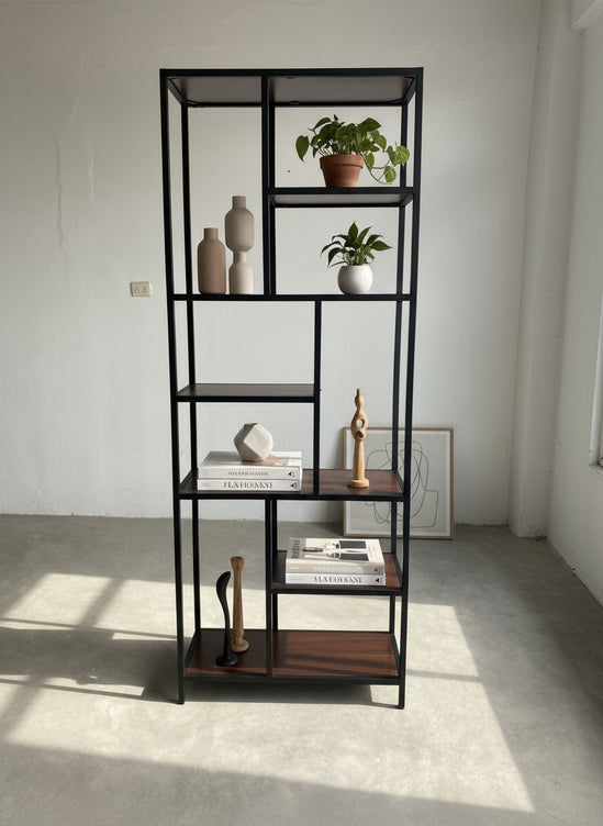 Librero Industrial metal modelo Roga 190x80x33cm Madera color Nogal